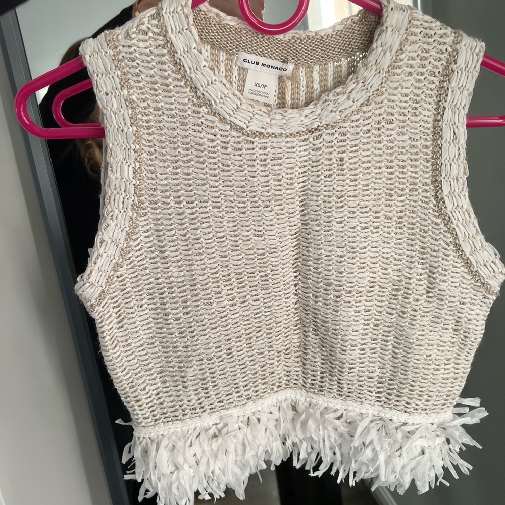 NWT Club Monaco sweater crop top